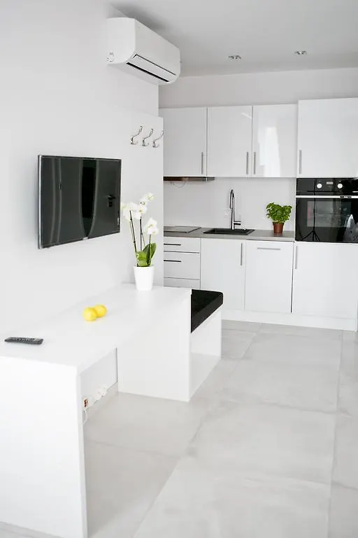 Elegant City Center Apartment 7A Krasków 0*,  Πολωνία